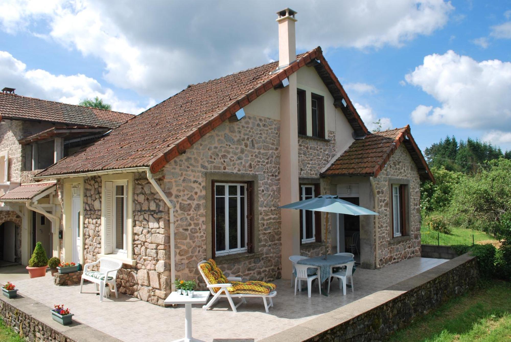 Gite Des Sapins Ranchal Exterior photo