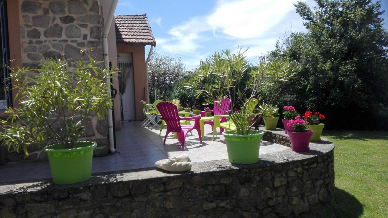 Gite Des Sapins Ranchal Exterior photo